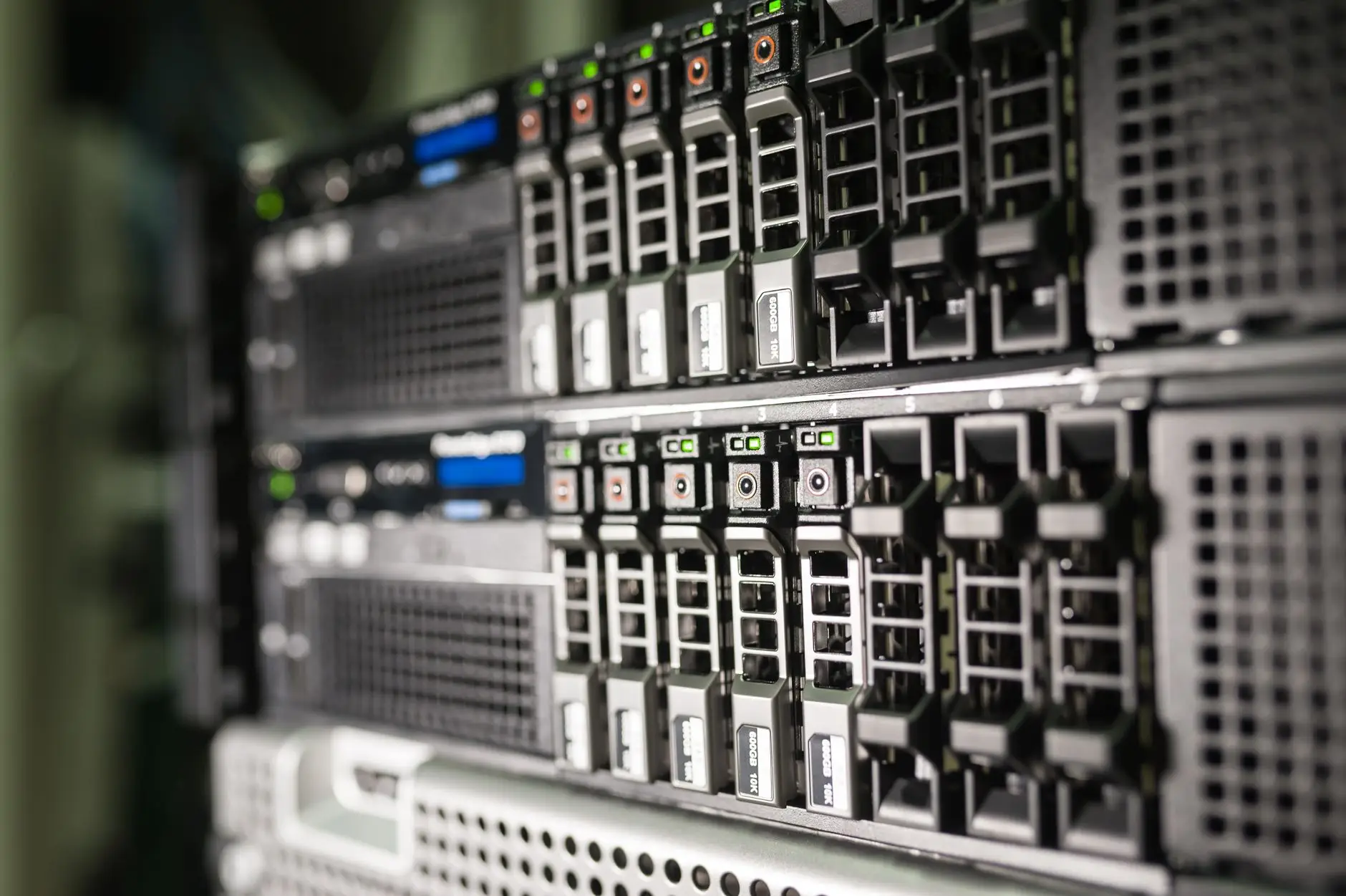 重庆餐饮管理公司解读：企事业单位食堂承包的标准化运营要点