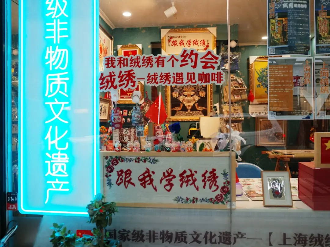 重庆粲然餐饮管理食堂承包方案设计与运营优势分析